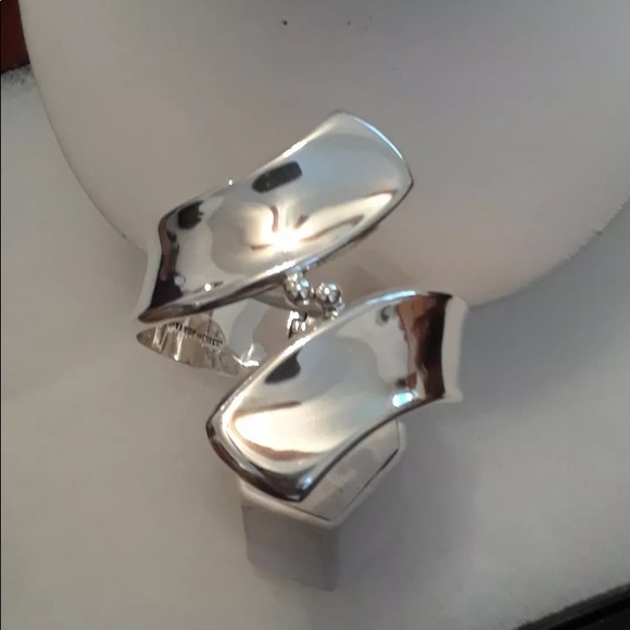 ATI Mexico Jewelry - Vintage Sterling Silver Clamper Hinged Bracelet